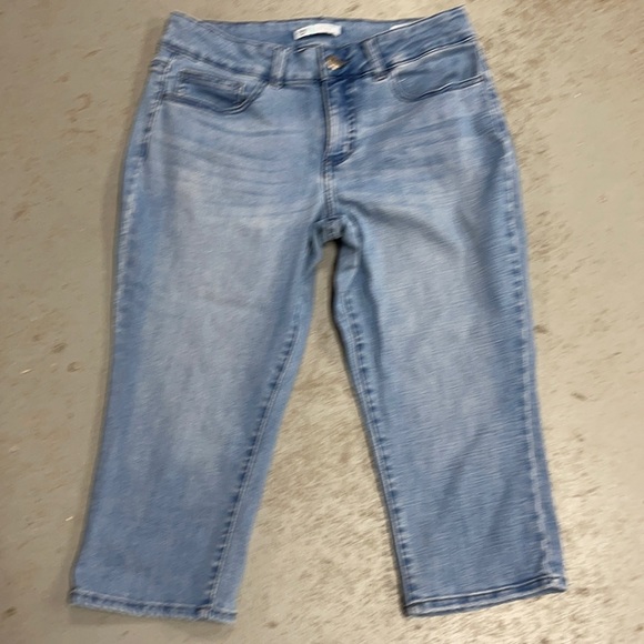 Lee Rider Mid Rise Denim Jean Capri Pants Size 8 - Picture 2 of 11